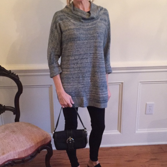 Anthropologie comfy sweater - Picture 6 of 8